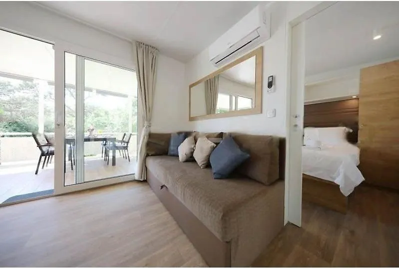 Estrada Mobile Home Kamp Biograd Na Moru