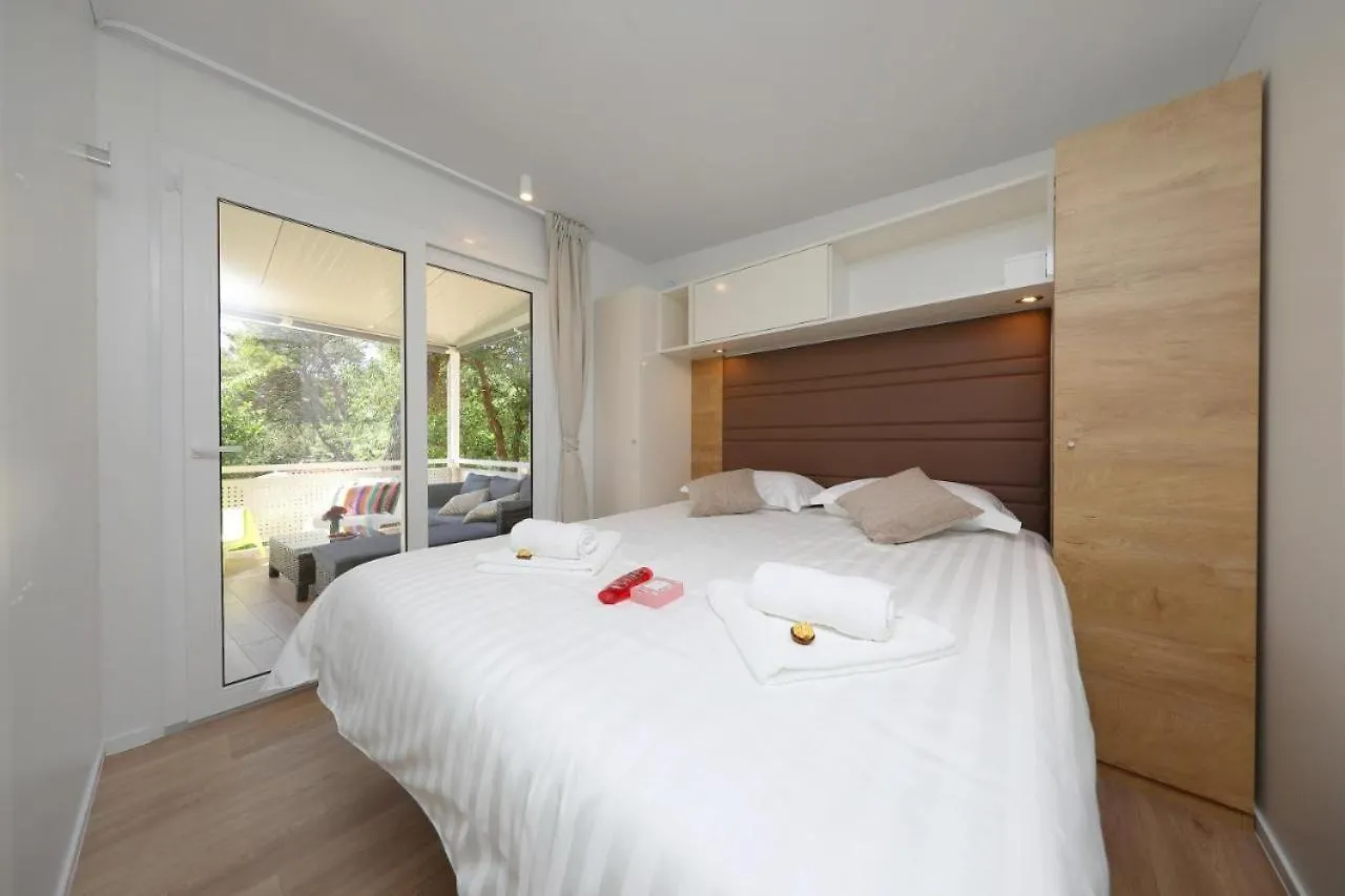 Estrada Mobile Home 4*, Biograd Na Moru Croatia