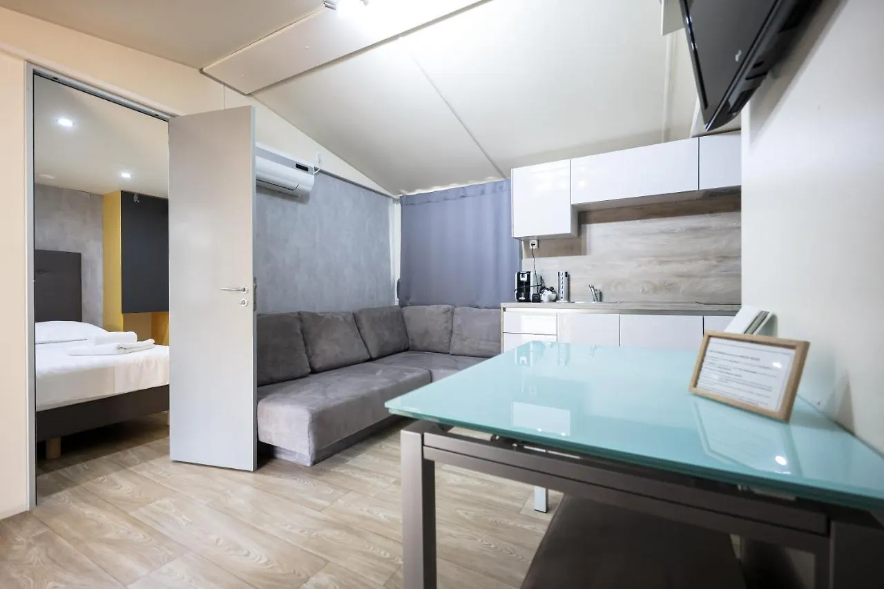 Estrada Mobile Home Biograd Na Moru